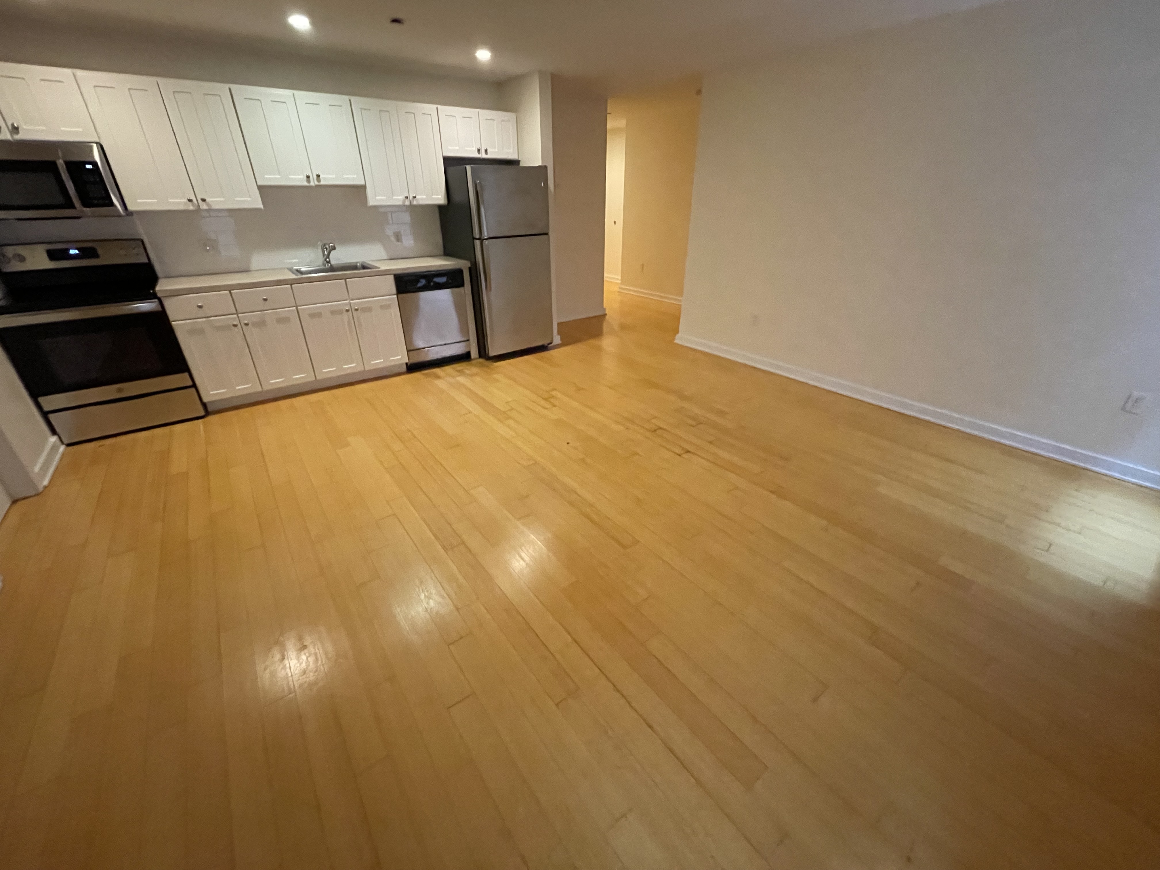 2 bed, 1 bath apartment for rent at 40 Boylston St Unit 408-CF, Boston Downtown — photo 3 of 14