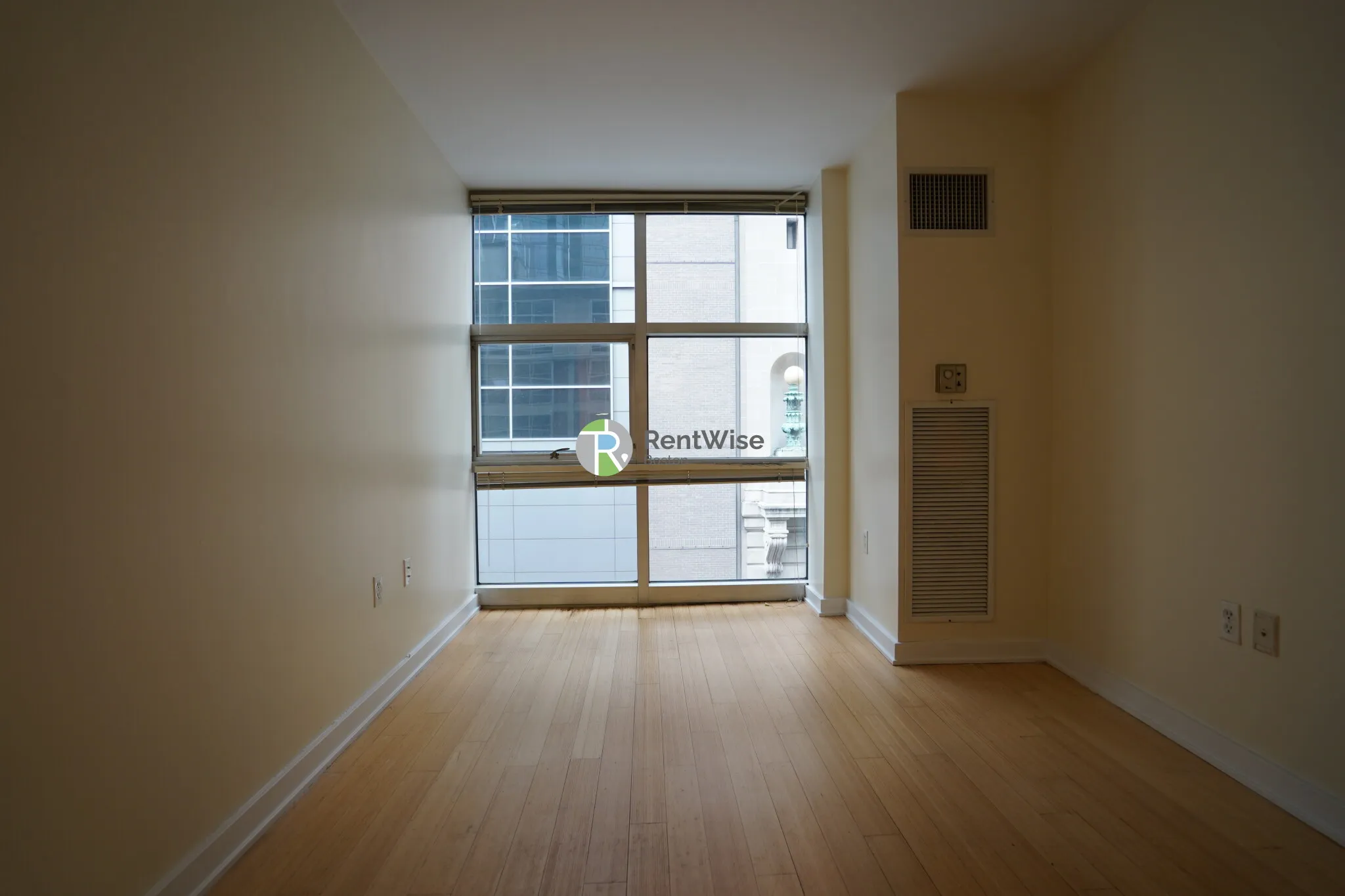 1 bed, 1 bath apartment for rent at 40 Boylston St Unit 503, Boston Downtown — photo 3 of 12