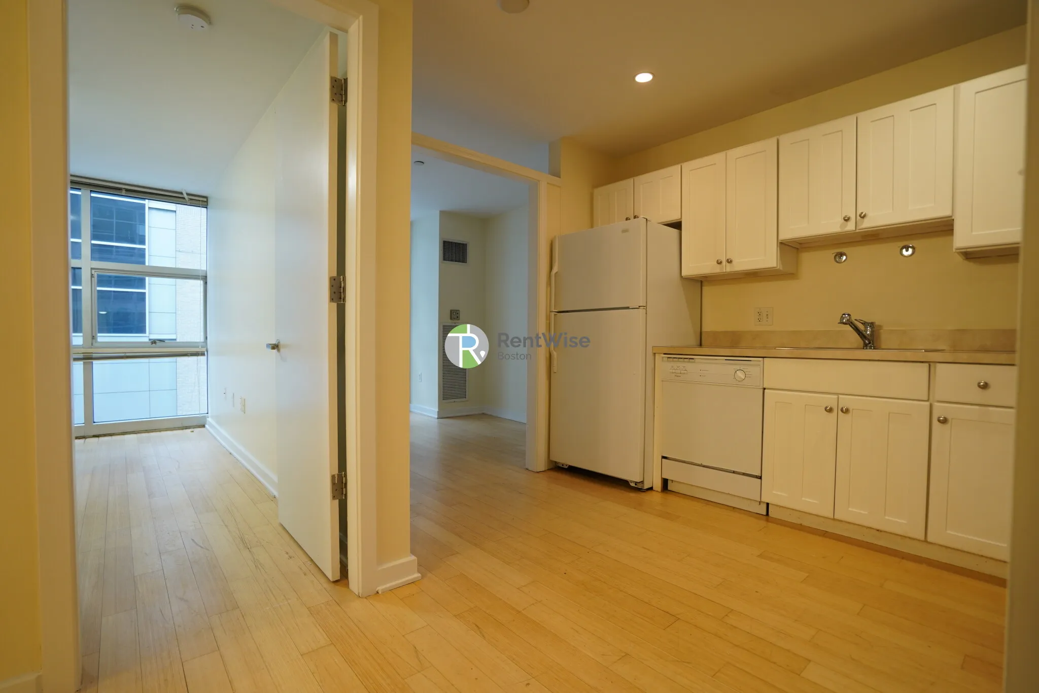 1 bed, 1 bath apartment for rent at 40 Boylston St Unit 503, Boston Downtown — photo 1 of 12