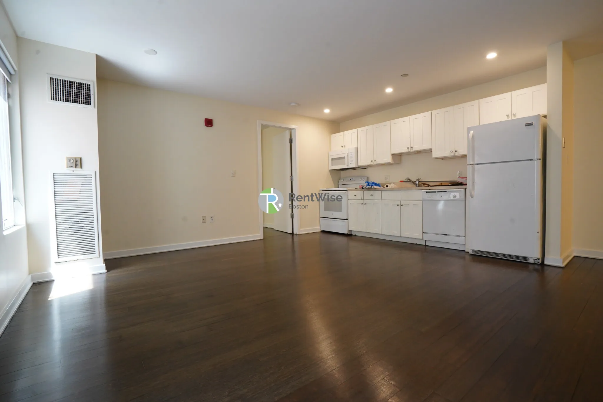 2 bed, 1 bath apartment for rent at 40 Boylston St Unit 608, Boston Downtown — photo 4 of 15
