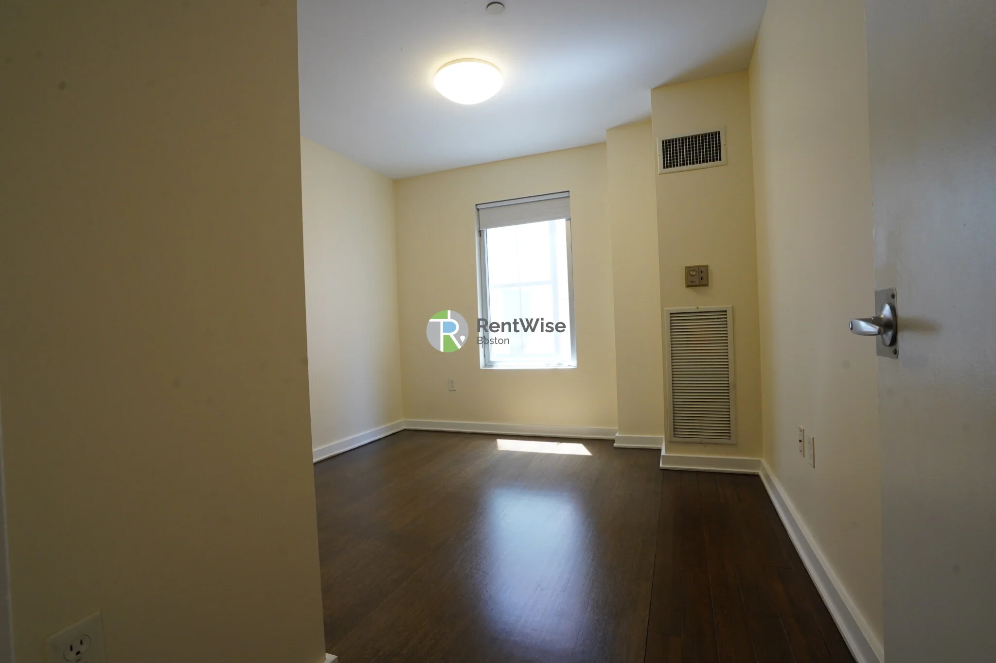 2 bed, 1 bath apartment for rent at 40 Boylston St Unit 608, Boston Downtown — photo 13 of 15