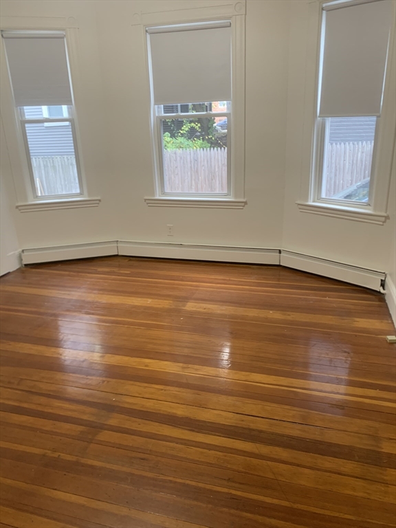 3 bed, 1 bath apartment for rent at 40 Brackett St Unit 1, Oak Square — photo 2 of 9