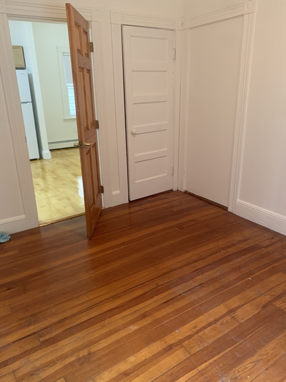 3 bed, 1 bath apartment for rent at 40 Brackett St Unit 1, Oak Square — photo 6 of 9