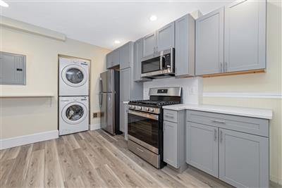 3 bed, 1 bath apartment for rent at 40 Brackett St Unit 2, Oak Square — photo 6 of 25