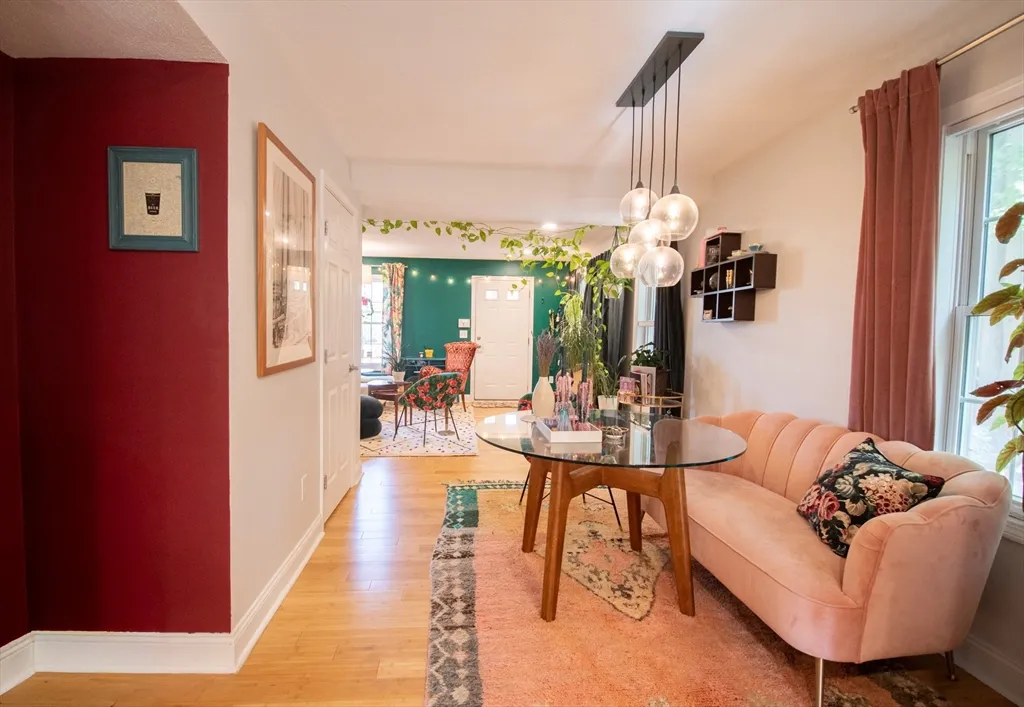 3 bed, 2 bath apartment for rent at 40 Brattle St Unit 7, Arlington — photo 4 of 15