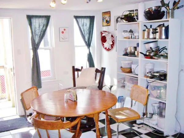 2 bed, 1 bath apartment for rent at 40 Bristol St Unit 1 - 2 split, Wellington-Harrington — photo 5 of 21