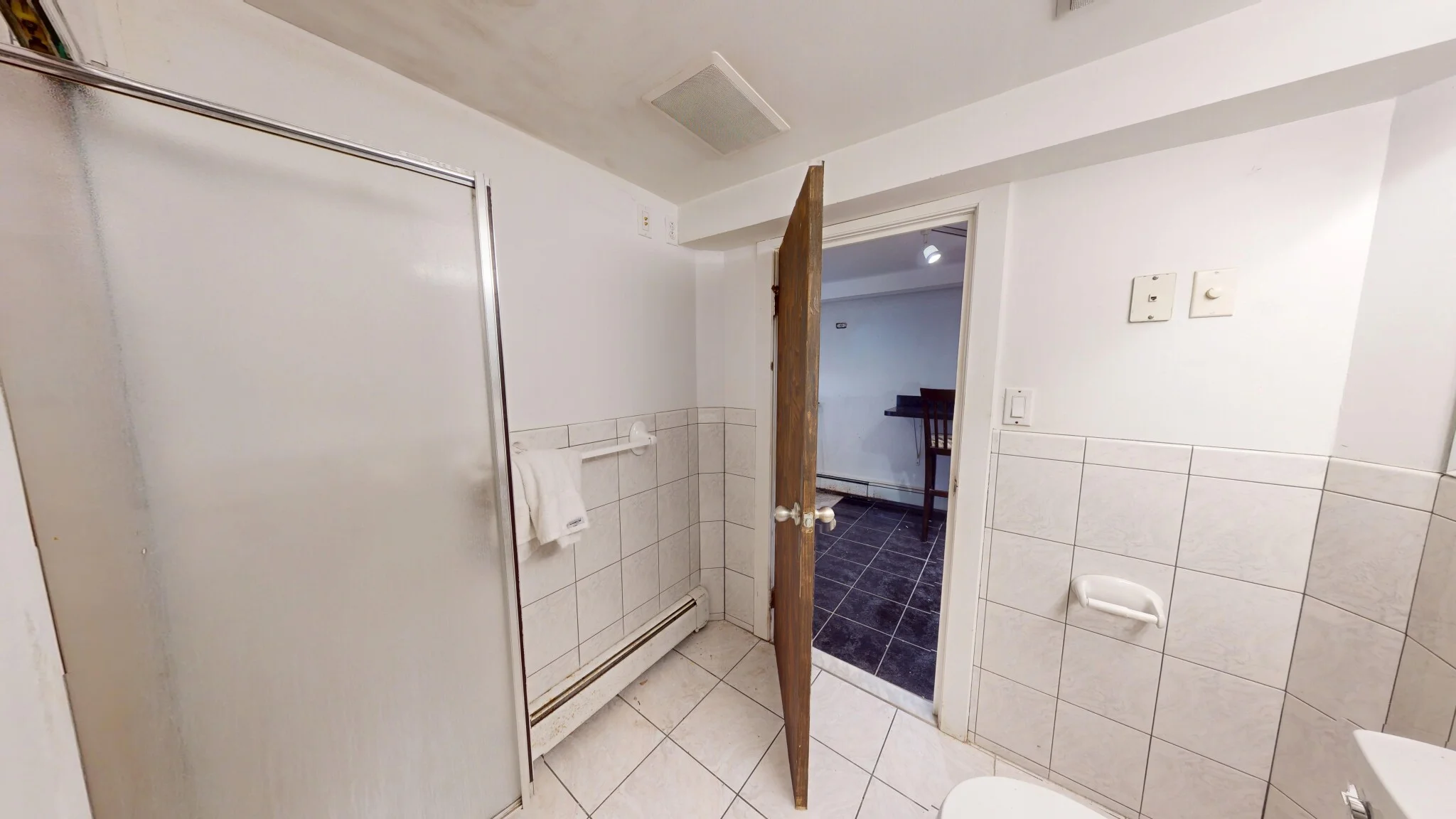2 bed, 1 bath apartment for rent at 40 Bristol St Unit 1, Wellington-Harrington — photo 10 of 12