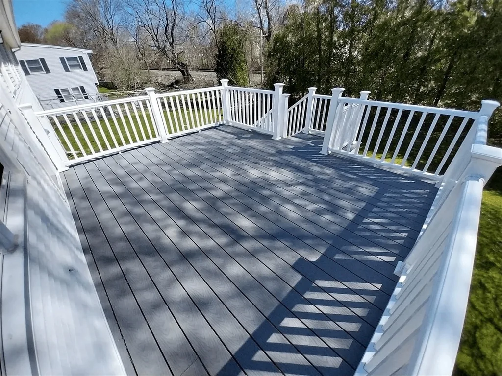 3 bed, 2 bath apartment for rent at 40 Burning Tree Rd Unit 40, Natick — photo 9 of 40