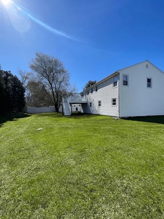 3 bed, 2 bath apartment for rent at 40 Burning Tree Rd Unit 40, Natick — photo 5 of 40