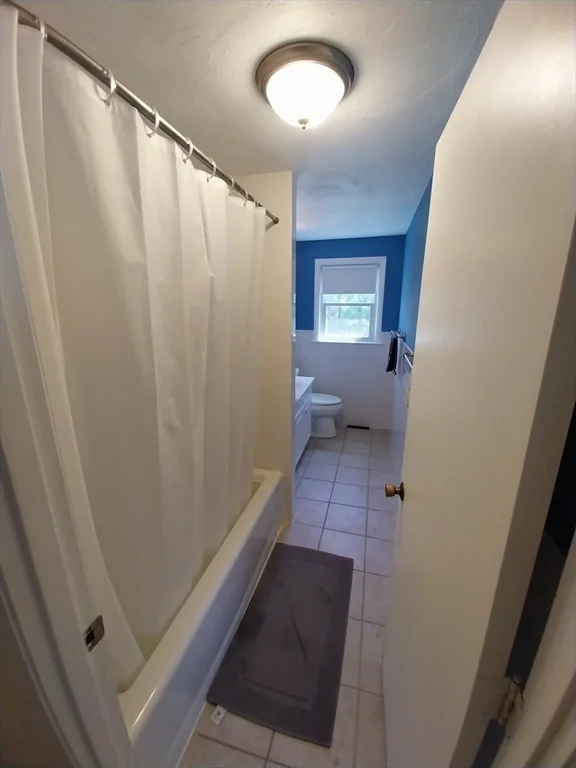 3 bed, 2 bath apartment for rent at 40 Burning Tree Rd Unit 40, Natick — photo 24 of 40
