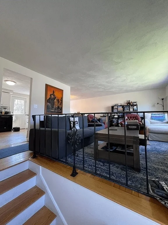 3 bed, 2 bath apartment for rent at 40 Burning Tree Rd Unit 40, Natick — photo 15 of 40
