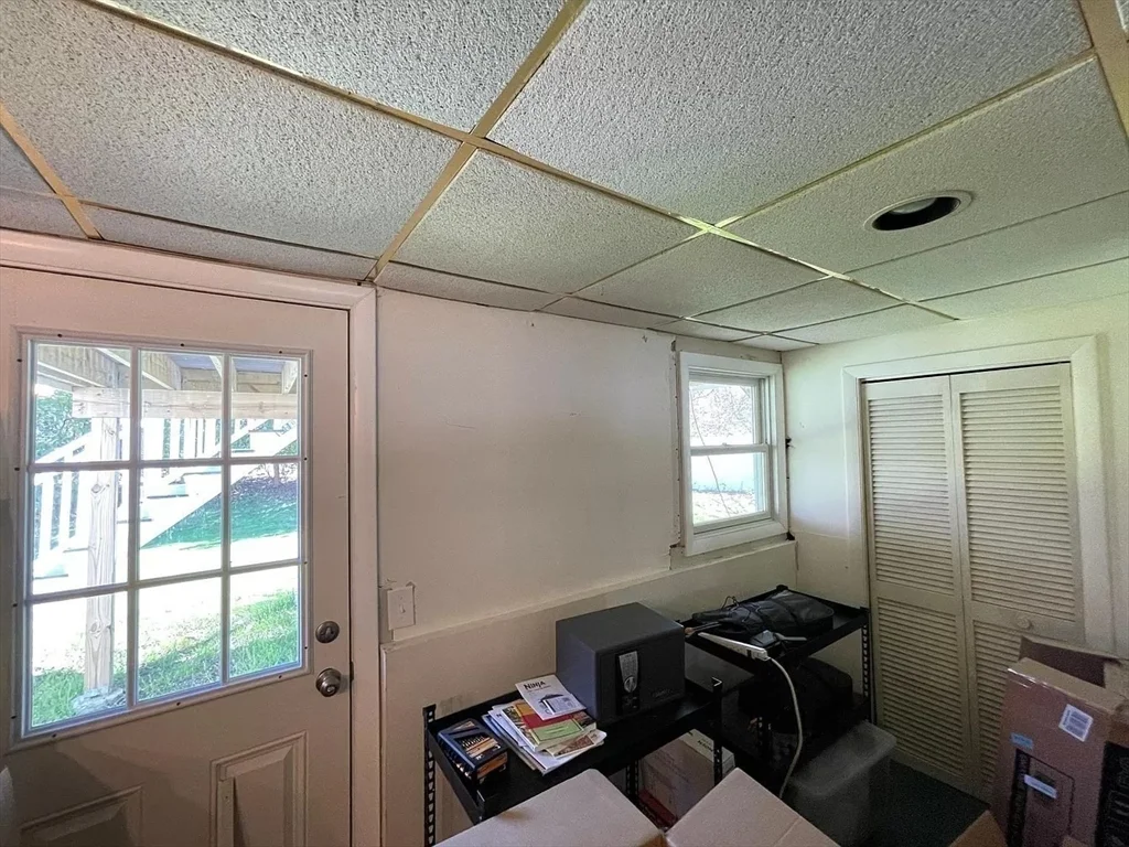 3 bed, 2 bath apartment for rent at 40 Burning Tree Rd Unit 40, Natick — photo 35 of 40