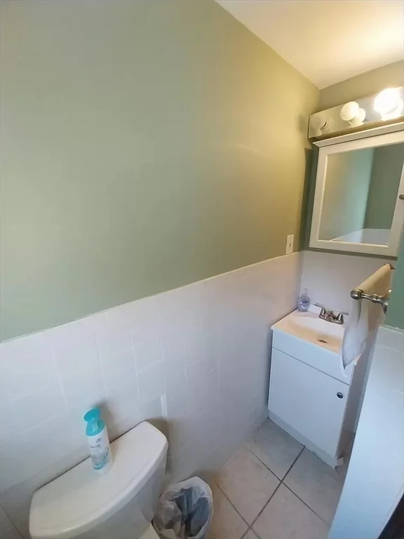 3 bed, 2 bath apartment for rent at 40 Burning Tree Rd Unit 40, Natick — photo 29 of 40