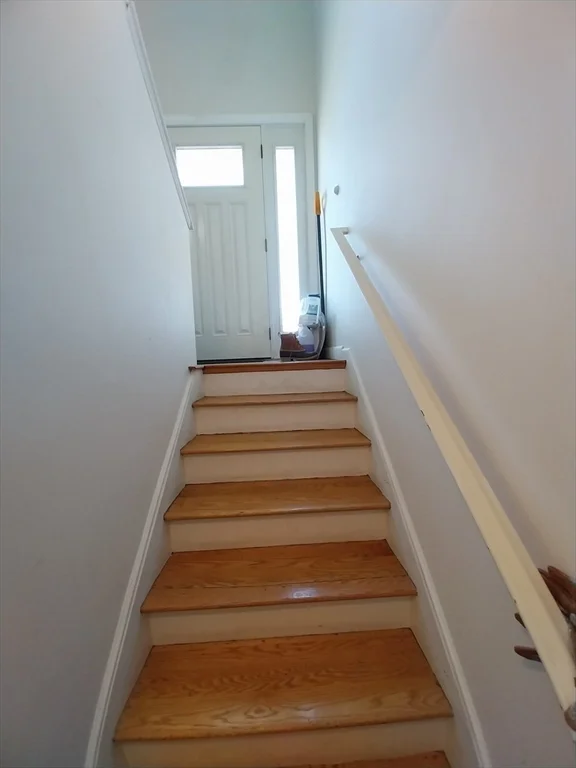 3 bed, 2 bath apartment for rent at 40 Burning Tree Rd Unit 40, Natick — photo 32 of 40