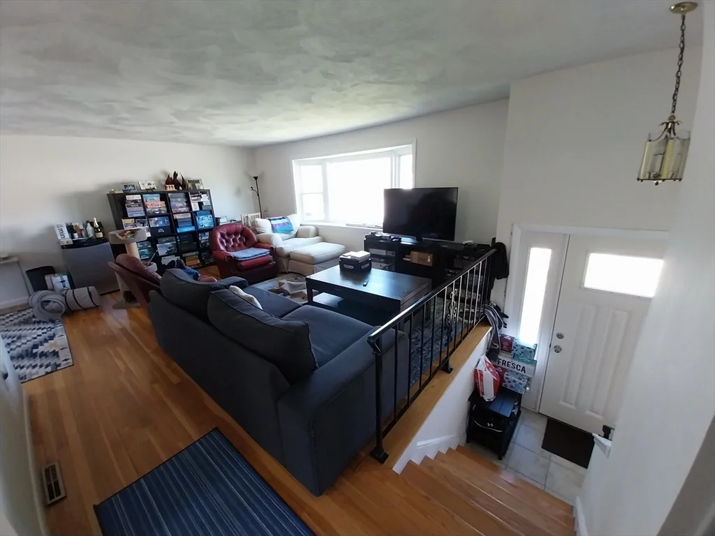 3 bed, 2 bath apartment for rent at 40 Burning Tree Rd Unit 40, Natick — photo 13 of 40