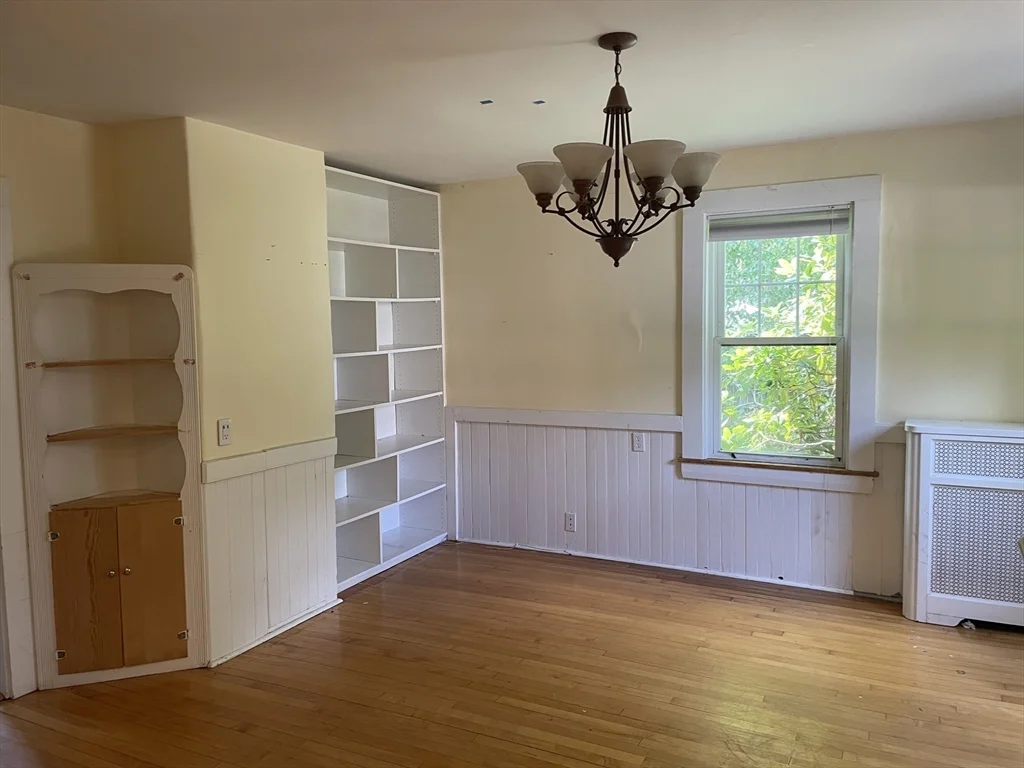2 bed, 1 bath apartment for rent at 40 Butts St, Newton — photo 3 of 15