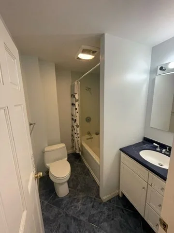 2 bed, 1 bath apartment for rent at 40 Butts St, Newton — photo 11 of 15