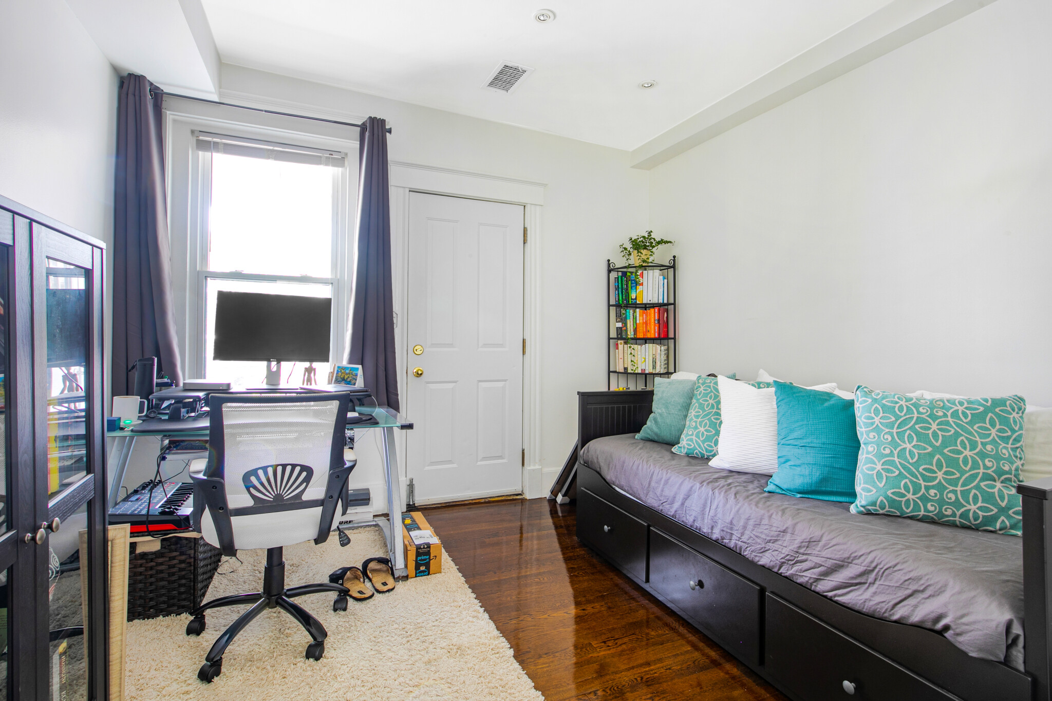 2 bed, 1 bath apartment for rent at 40 Cameron St Unit 3A, Emerson Gardens — photo 10 of 16