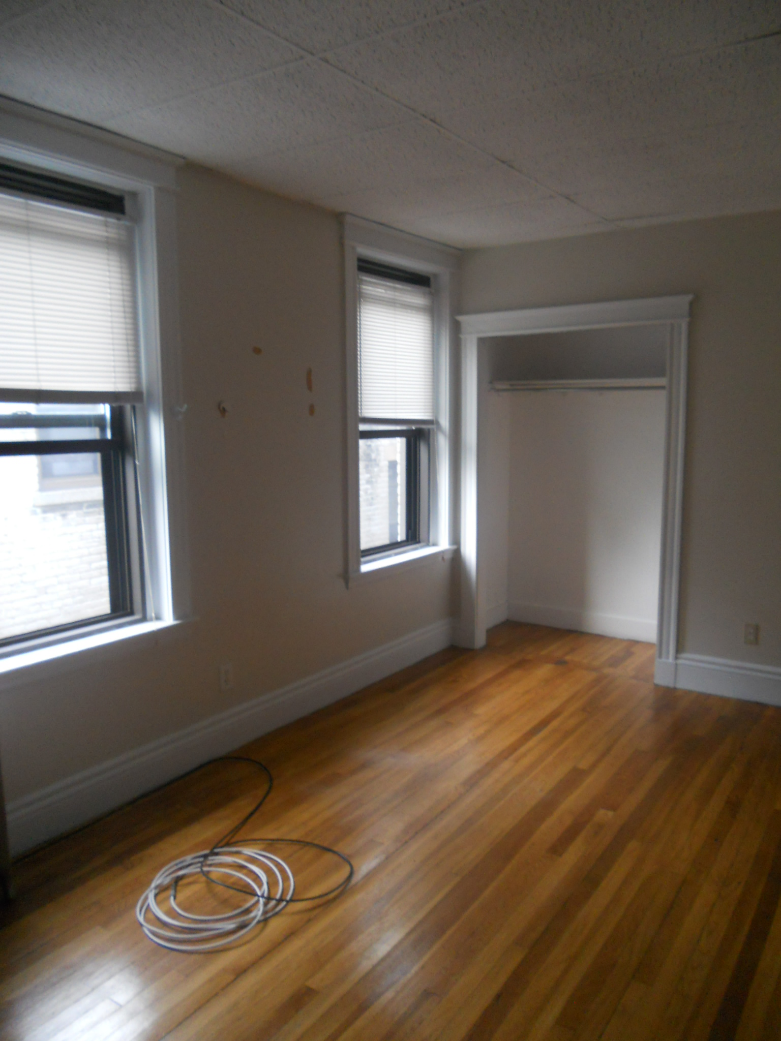 2 bed, 1 bath apartment for rent at 40 Carlton St Unit 18, Longwood — photo 2 of 6