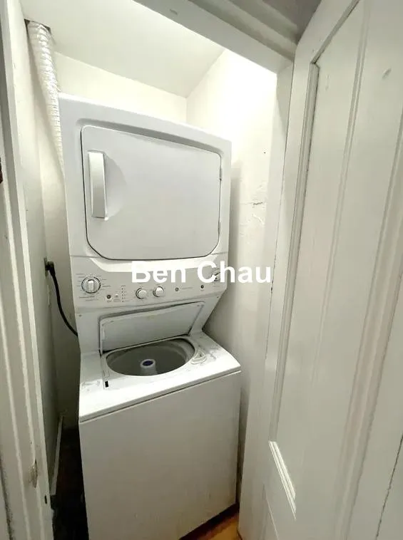 3 bed, 2 bath apartment for rent at 40 Cedar St Unit 1-L, Spring Hill — photo 8 of 10