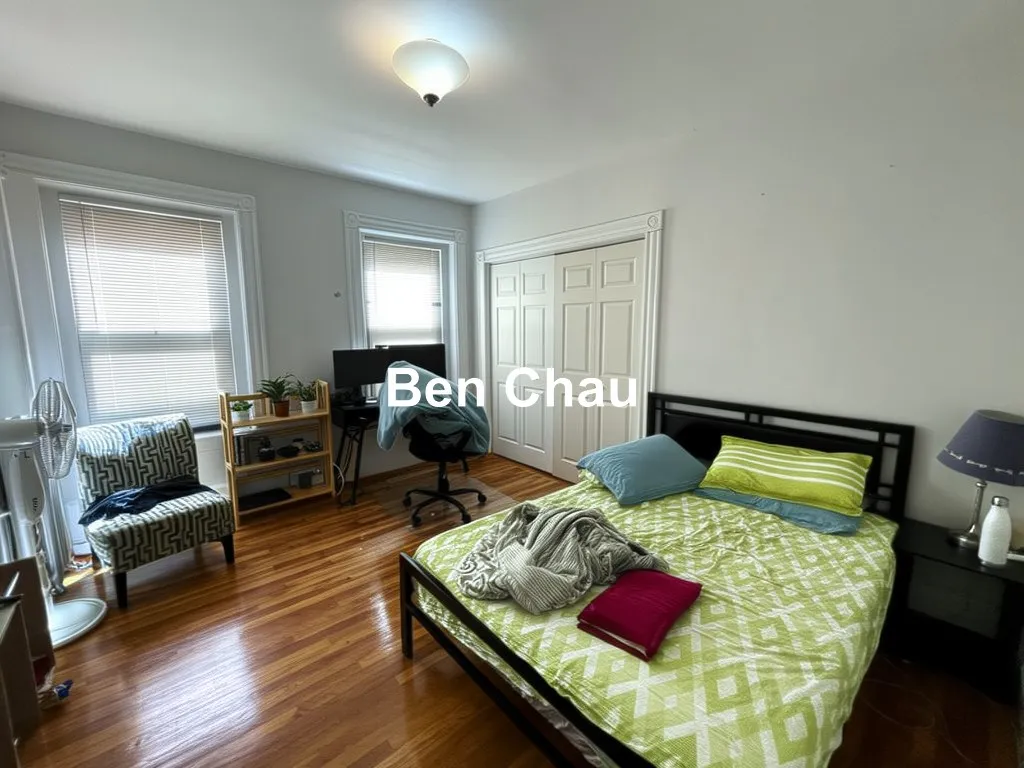 3 bed, 2 bath apartment for rent at 40 Cedar St Unit 1-L, Spring Hill — photo 4 of 10