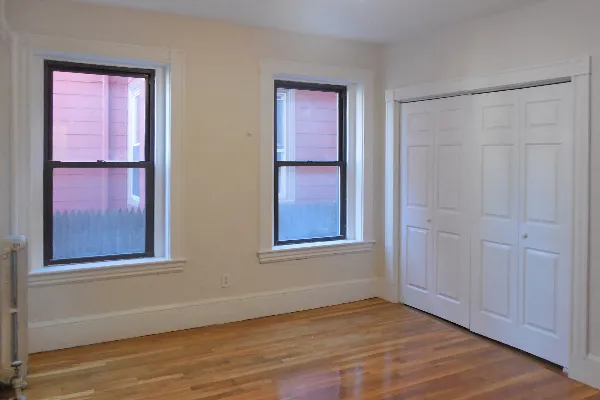 3 bed, 2 bath apartment for rent at 40 Cedar St Unit 1L, Spring Hill — photo 4 of 7