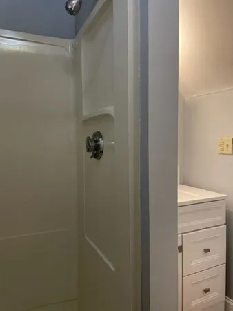 4 bed, 2 bath apartment for rent at 40 Center, Woburn — photo 11 of 15