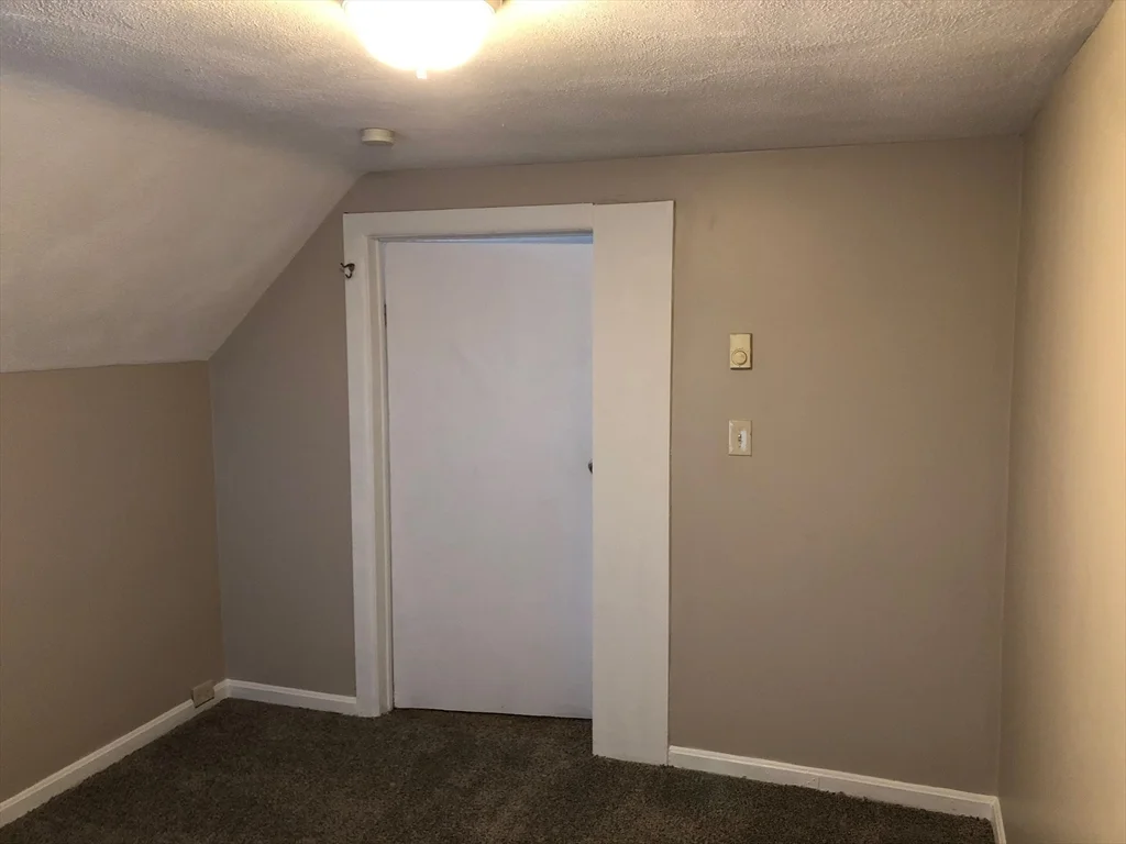 1 bed, 1 bath apartment for rent at 40 Central Ave Unit 3, Everett — photo 11 of 12