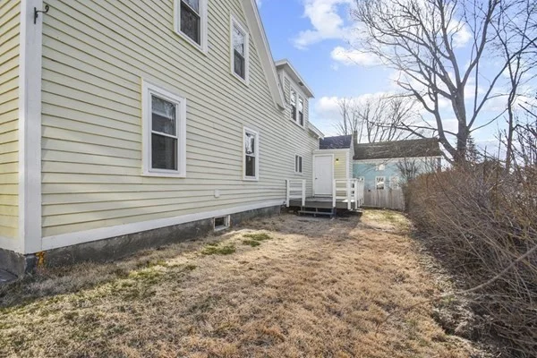 3 bed, 2 bath apartment for rent at 40 Central St, Hudson — photo 21 of 24