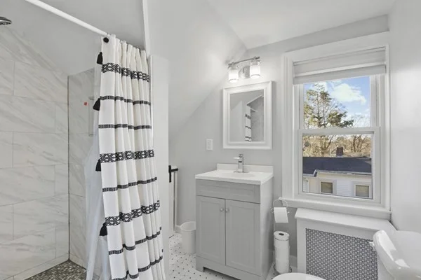 3 bed, 2 bath apartment for rent at 40 Central St, Hudson — photo 18 of 24