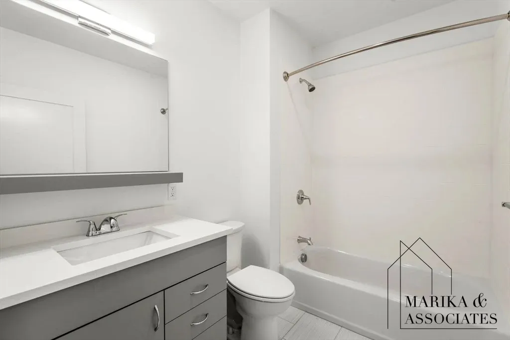 Studio bed, 1 bath apartment for rent at 40 Centre St Unit 206, North Brookline — photo 4 of 7