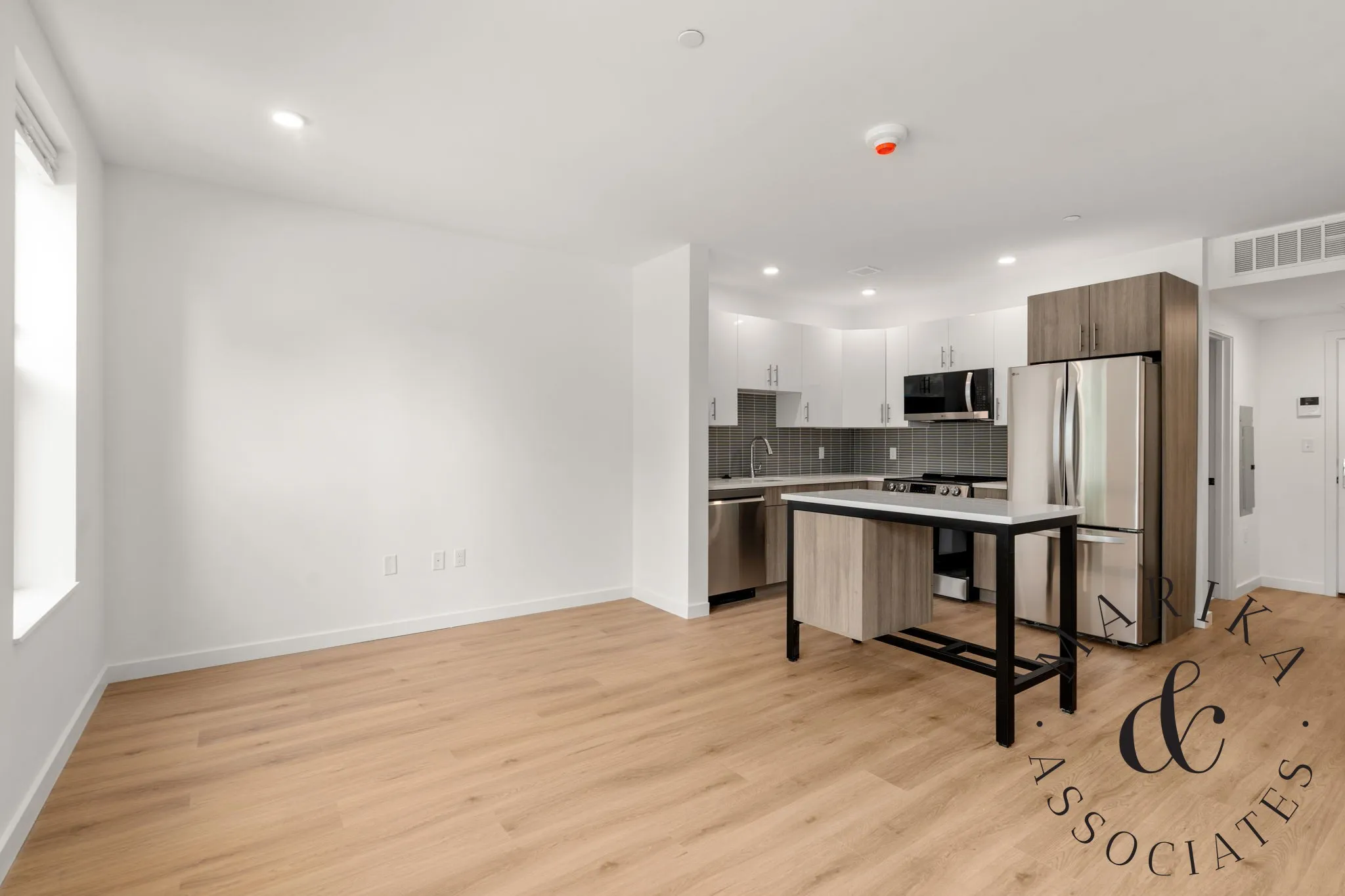Studio bed, 1 bath apartment for rent at 40 Centre St Unit 307, North Brookline — photo 3 of 6