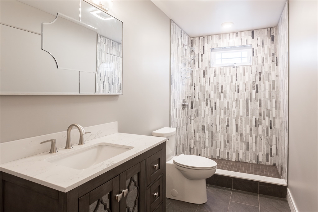 4 bed, 3 bath apartment for rent at 40 Champney St Unit 2, Brighton — photo 11 of 21