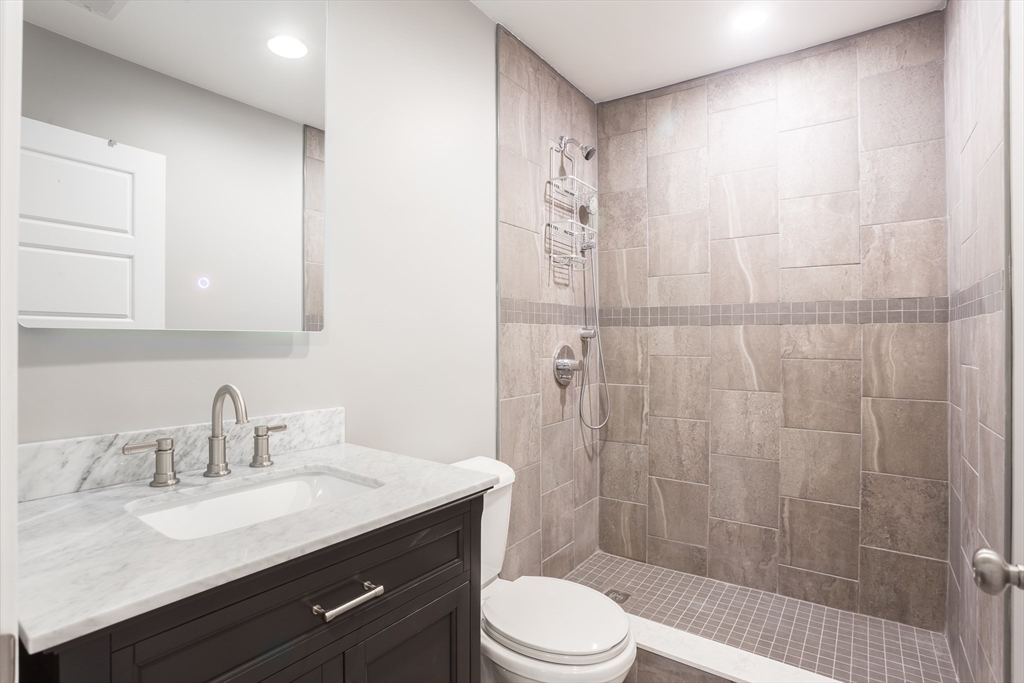 3 bed, 3 bath apartment for rent at 40 Champney St Unit PH3, Brighton — photo 13 of 18