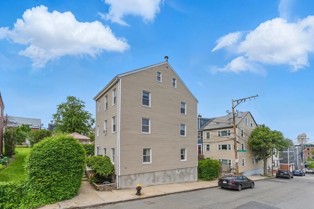 1 bed, 1 bath apartment for rent at 40 Chappie St Unit 1, Charlestown — photo 14 of 14