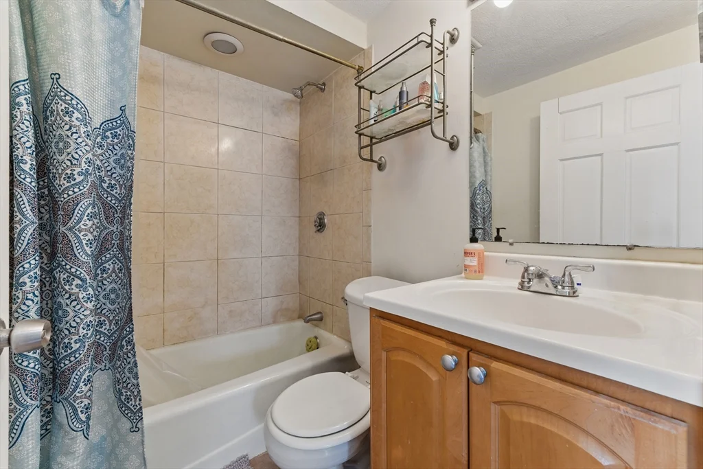 1 bed, 1 bath apartment for rent at 40 Chappie St Unit 1, Charlestown — photo 5 of 14
