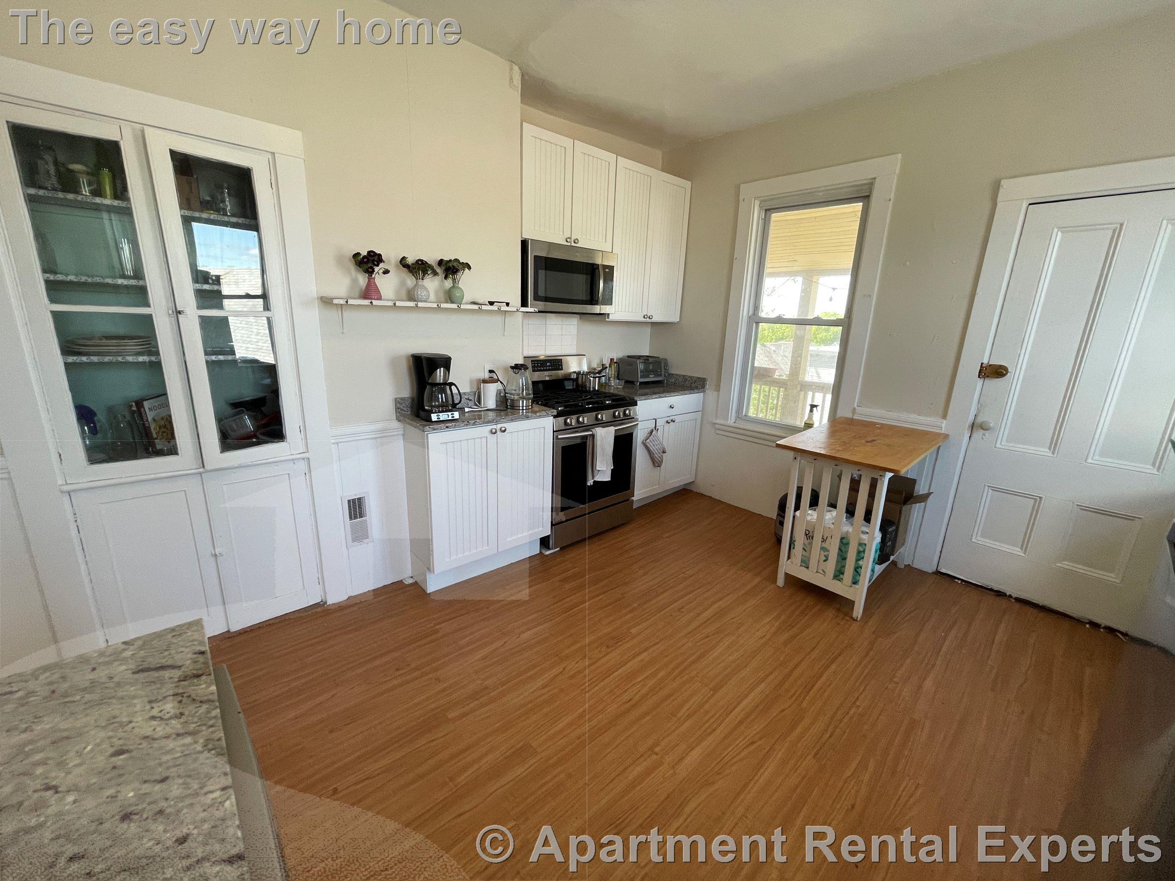 4 bed, 1 bath apartment for rent at 40 Cherry St Unit 3, Porter Square — photo 2 of 19