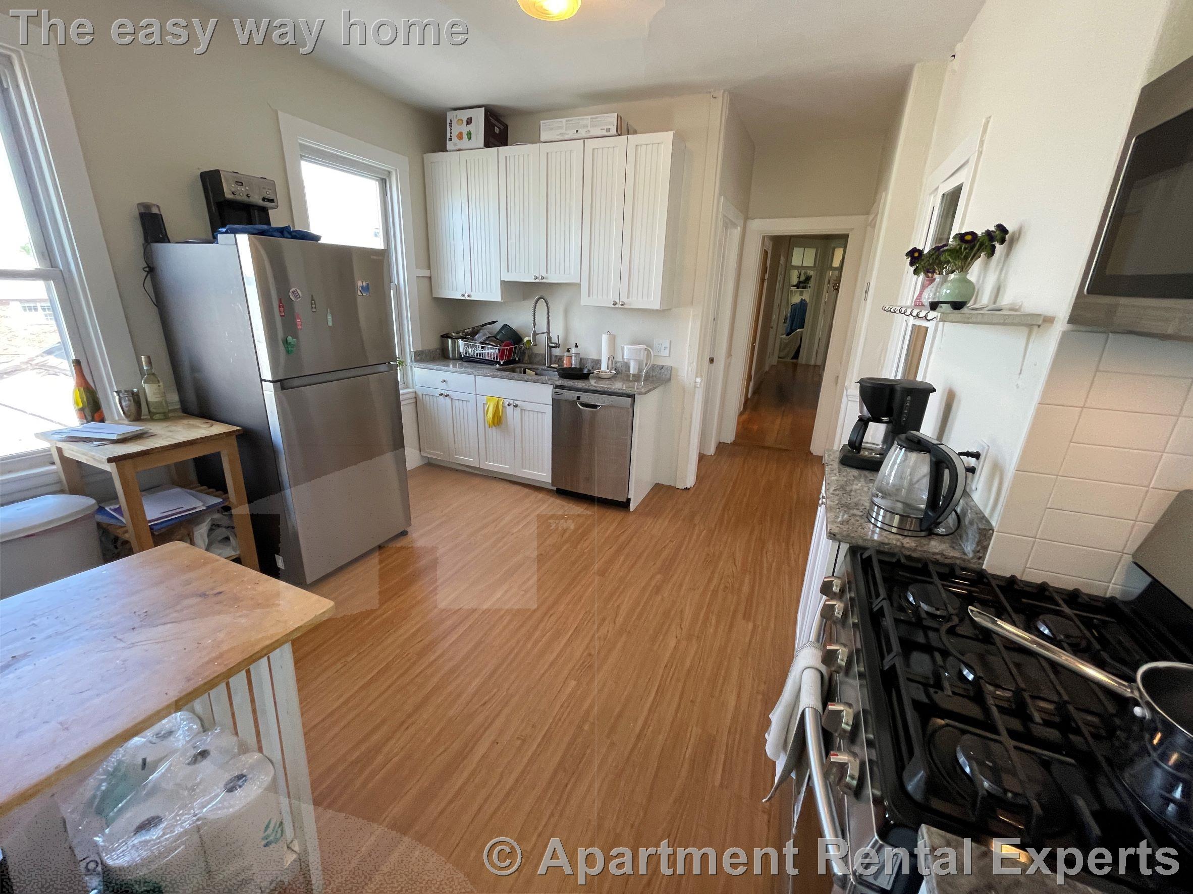 4 bed, 1 bath apartment for rent at 40 Cherry St Unit 3, Porter Square