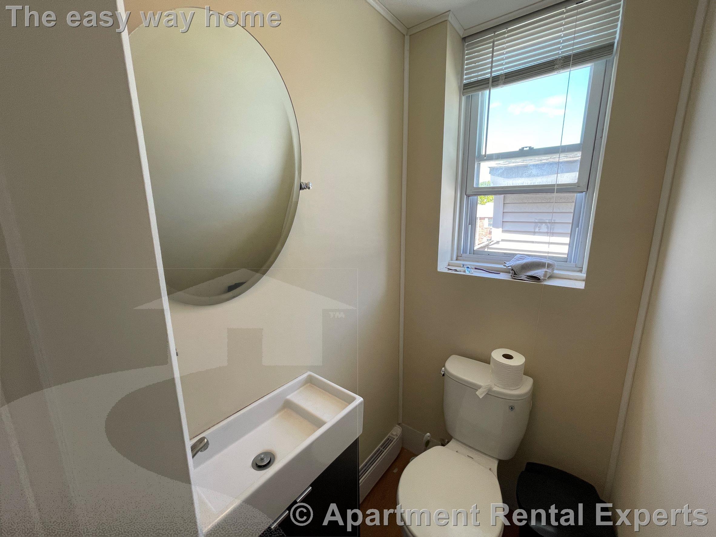 4 bed, 1 bath apartment for rent at 40 Cherry St Unit 3, Porter Square — photo 8 of 19