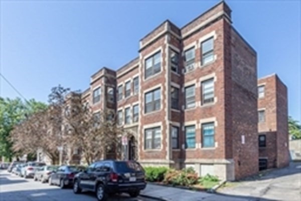 2 bed, 1 bath apartment for rent at 40 Chester St Unit 9, Allston