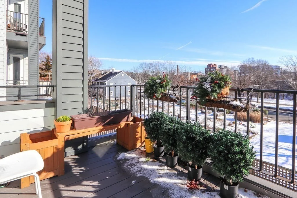 3 bed, 2 bath apartment for rent at 40 Chestnut Ave Unit 202, Jamaica Plain — photo 17 of 21