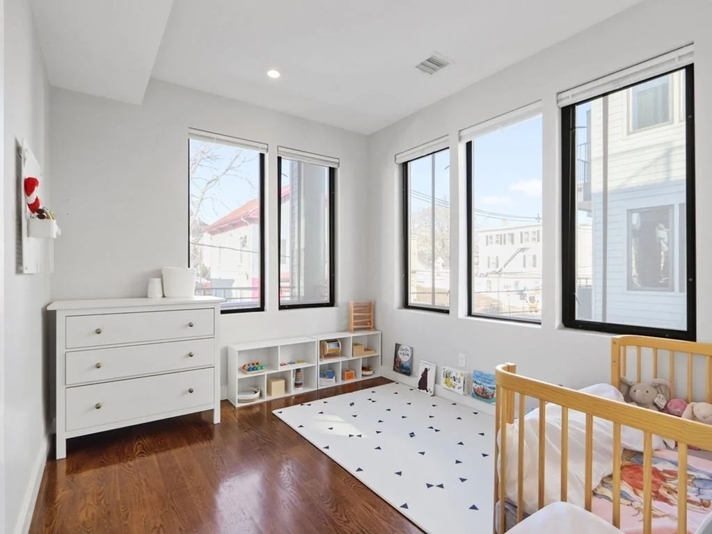 3 bed, 2 bath apartment for rent at 40 Chestnut Ave Unit 202, Jamaica Plain — photo 11 of 21