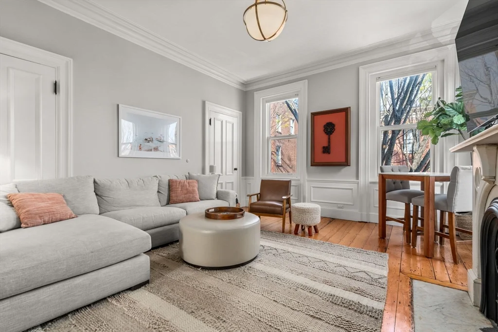 2 bed, 2 bath apartment for rent at 40 Chestnut St Unit 2, Charlestown — photo 5 of 26