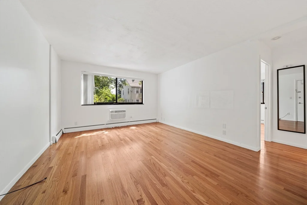 2 bed, 1 bath apartment for rent at 40 Clifton St Unit 21, North Cambridge — photo 8 of 24
