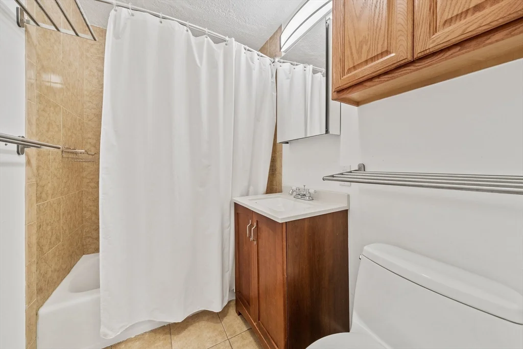 2 bed, 1 bath apartment for rent at 40 Clifton St Unit 21, North Cambridge — photo 15 of 24
