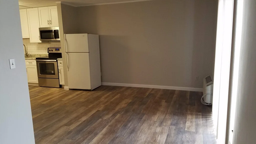 1 bed, 1 bath apartment for rent at 40 Cochituate Rd Unit 40, Framingham — photo 11 of 12