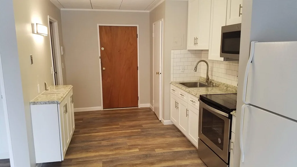 1 bed, 1 bath apartment for rent at 40 Cochituate Rd Unit 40, Framingham — photo 5 of 12