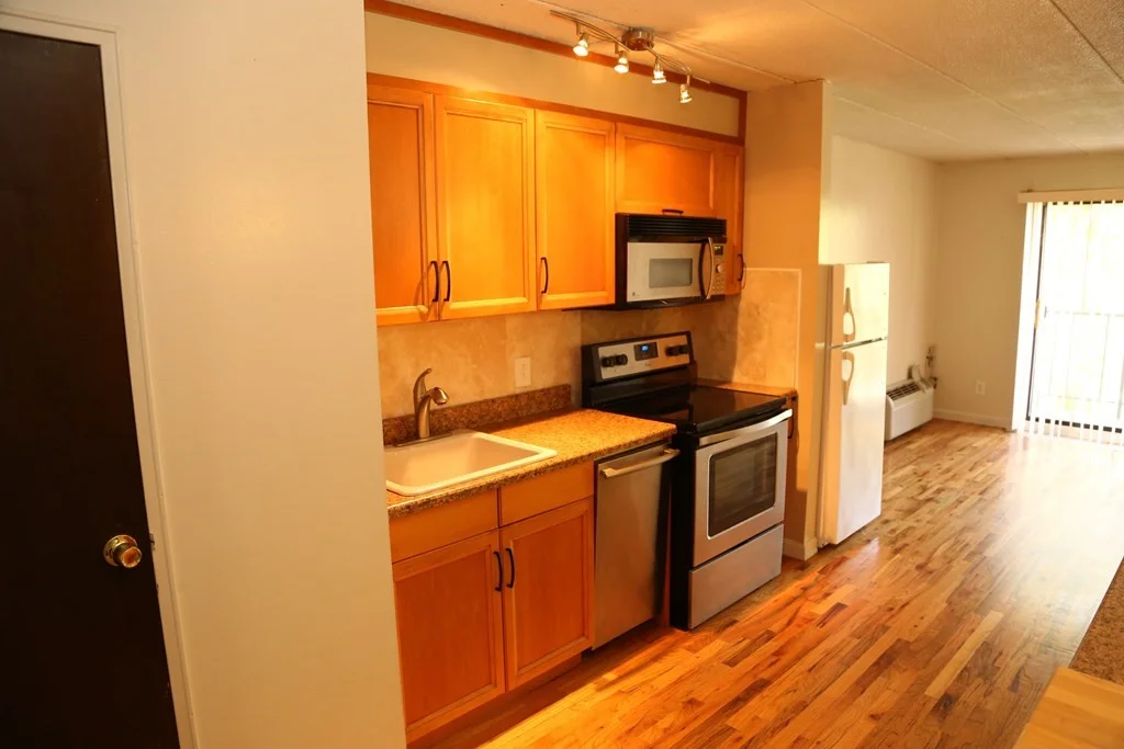 Studio bed, 1 bath apartment for rent at 40 Cochituate Rd Unit 48, Framingham — photo 13 of 16