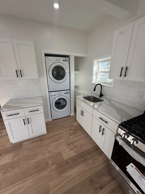 1 bed, 1 bath apartment for rent at 40 Coolidge Unit Front, South Lawrence — photo 7 of 9