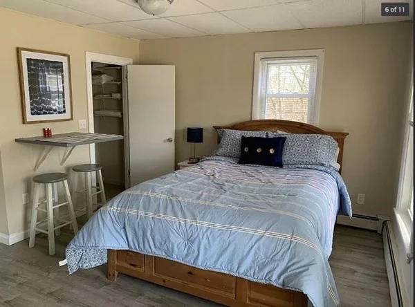 Studio bed, 1 bath apartment for rent at 40 Cottage St Unit 5, Franklin — photo 2 of 4